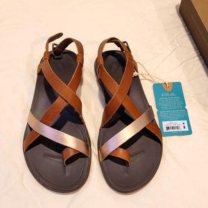 OluKai Upena size 8